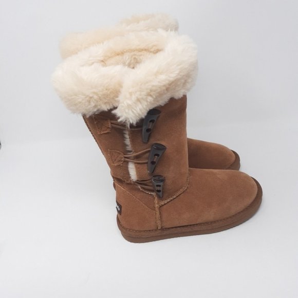 LAMO Youth Chestnut Brown Toggle Boots - Picture 8 of 9